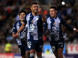 Con este marcador, los Tuzos llegaron a nueve puntos, con los que encabezan la contienda. EFE / D. Martínez