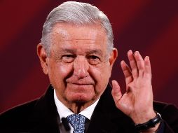 López Obrador aseguró que en el programa Tercer Grado, de Televisa, comunicadores se reúnen para defender la corrupción. EFE/I. Esquivel