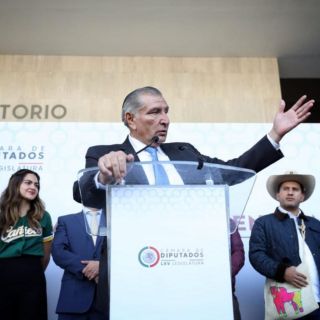 Córdova y Murayama son los únicos que se quedarán sin empleo: Adán Augusto López