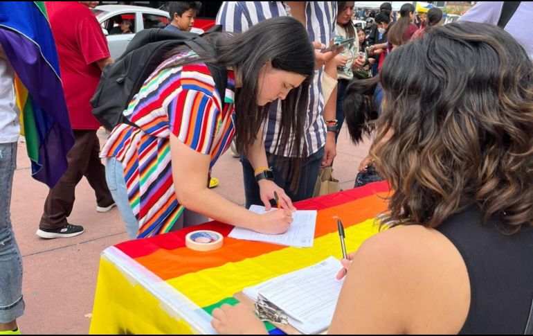 Los colectivos proponen que se le cambie el nombre al Parque Rojo o Revolución por Plazoleta de la Diversidad. ESPECIAL