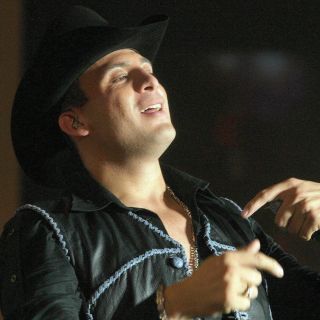 ¿Cuánto ganaba Valentín Elizalde por palenque?