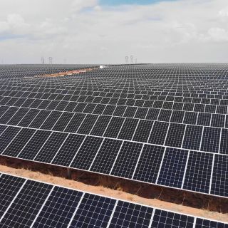 Por primera vez, la energía eólica y la solar superaron al gas en la UE
