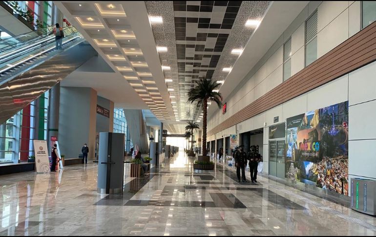 Habrá un vuelo diario a Houston, destino que seguirá siendo atendido también desde el AICM. SUN / ARCHIVO