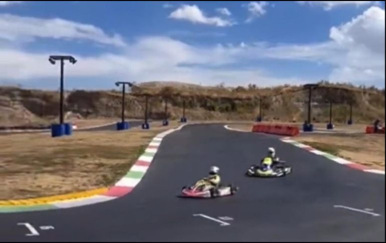 Checo Pérez le dio cátedra a su hijo Checo y a su sobrino Sebastían. ESPECIAL