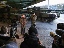 El ministro Boris Pistorius estuvo en la demostración. AFP