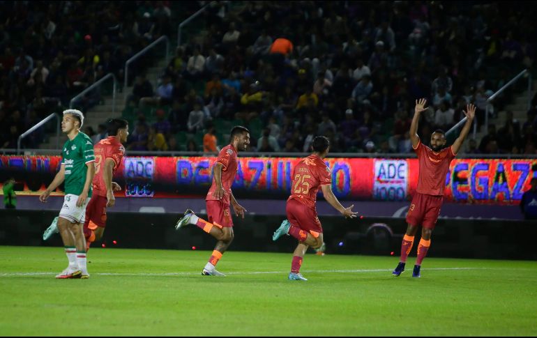 Mazatlán no ha podido sumar puntos en el torneo. Se espera que Rubén Omar Romano tome las riendas del equipo a partir de la próxima jornada. IMAGO7/A. Ávila