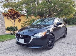 Este vehículo es la versión más equipada del coche de enfoque citadino. ESPECIAL