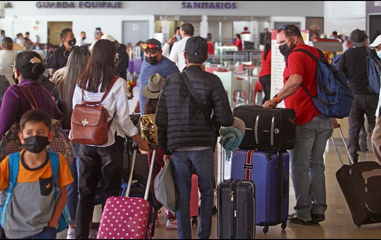 Algunos mexicanos consideran injusto el cobro del TUA. EL INFORMADOR/ ARCHIVO