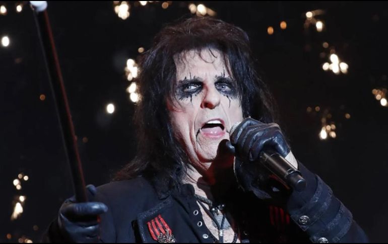 Una figura indiscutida del mundo musical es Alice Cooper. SUN