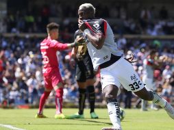 El colombiano Julián Quiñones le dio el empate a los rojinegros del Atlas. IMAGO7/Manlio Contreras