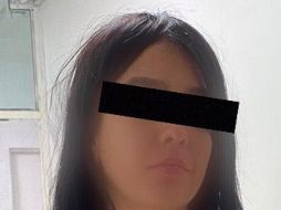 Paola “M”, de 24 años de edad, comenzó a agredir física y verbalmente a las policías, por lo que fue contenida por oficiales de la Secretaría de Seguridad del Estado. ESPECIAL