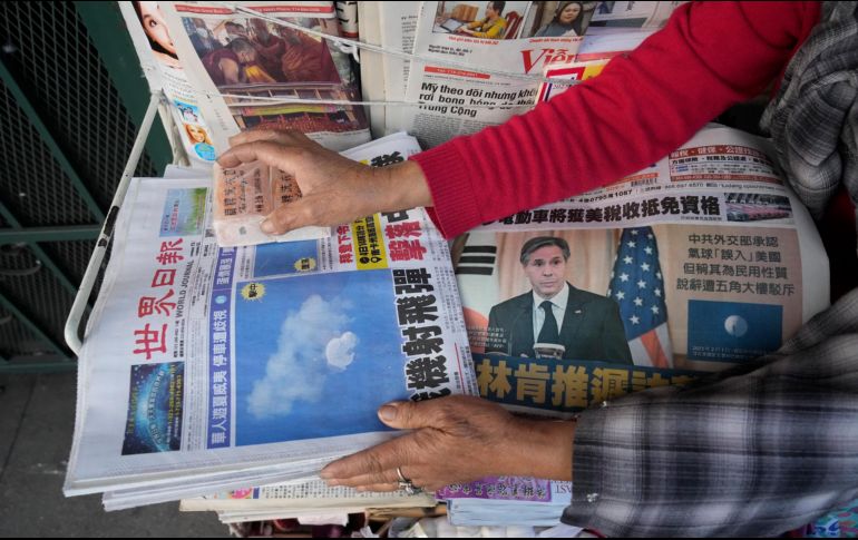 Medios chinos hicieron una amplia cobertura del derribamiento del globo. AP/D. Dovarganes