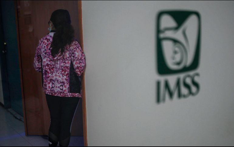 El IMSS entregó a un solicitante una lista con los datos solicitados de los médicos cubanos, excepto los nombres, argumentando que son datos confidenciales. EL INFORMADOR/ARCHIVO