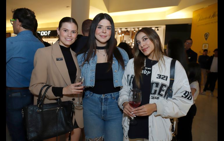 Dominique Dornbier, Mariana Hernández y Victoria Ortiz. GENTE BIEN JALISCO/Claudio Jimeno