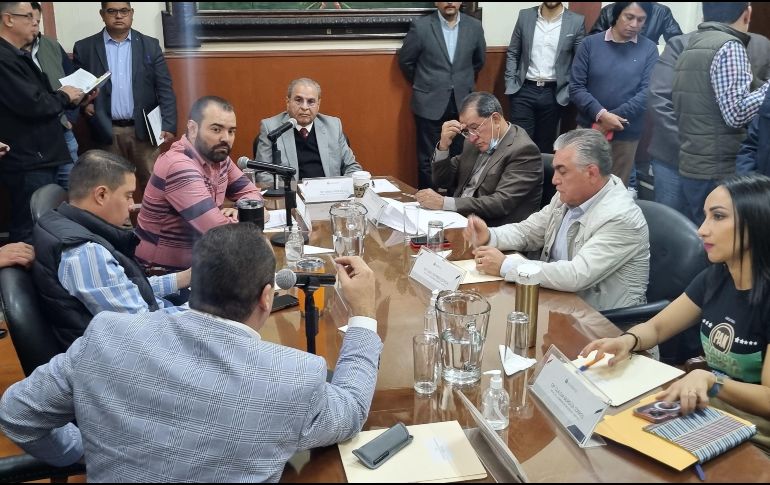 Según lo avalado en la Comisión los tres aspirantes propuestos por el gobernador deberán acudir a entrevista el próximo 14 de febrero. EL INFORMADOR / R. Rivas