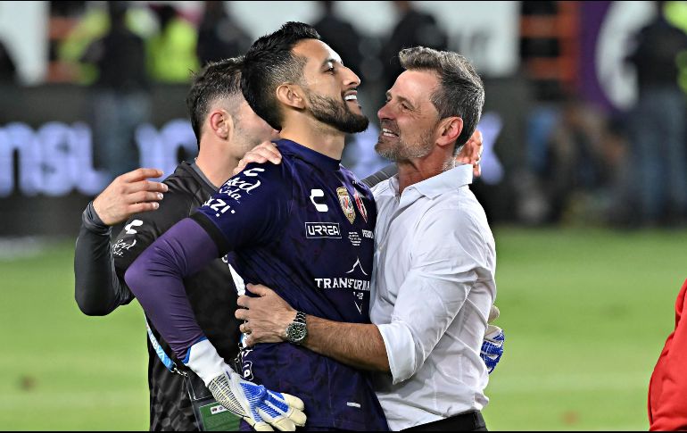 Camilo Vargas ve con buenos ojos que el ex entrenador de los rojinegros, quien fuera bicampeón del futbol mexicano, llegue a la silla de timonel del Tricolor. IMAGO7