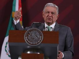López Obrador sostiene que el motor del cambio de la democracia mexicana es el pueblo y no organismos electorales. SUN / ARCHIVO