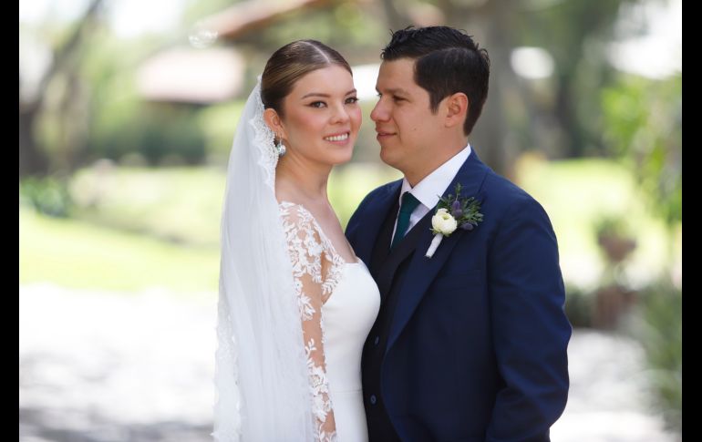 Tatiana Acosta Cham y Omar Ortiz Soto. GENTE BIEN JALISCO/Claudio Jimeno