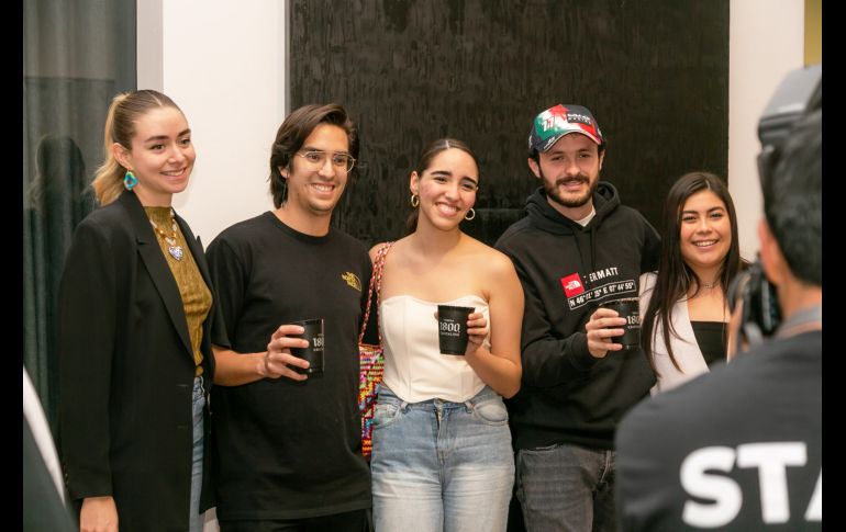 Celeste Uribe, Emeterio Carlon, Marisol Jáuregui, Santiago Giacinti y Andrea Rousselle. GENTE BIEN JALISCO/Jorge Soltero