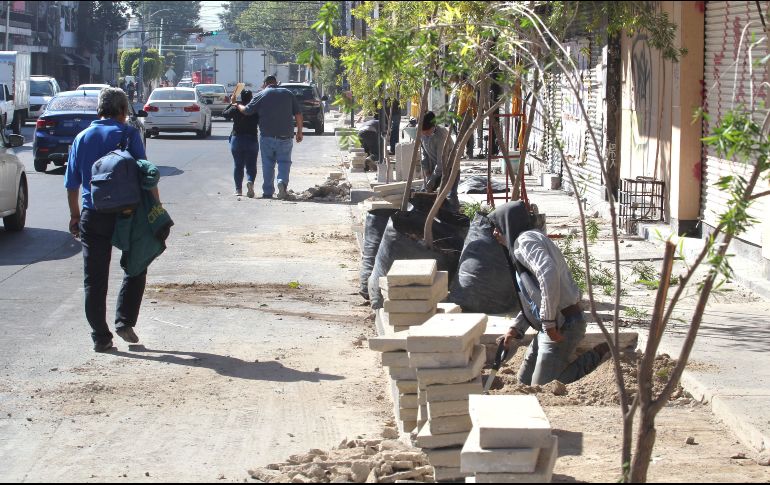 El Gobierno de Guadalajara invirtió 35 millones de pesos en la renovación de las banquetas, luminarias y mobiliario urbano desde Agustín Yáñez a Miguel Hidalgo y Costilla. EL INFORMADOR/ARCHIVO
