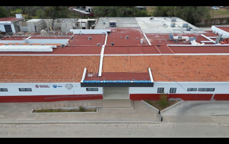 El alcalde recordó que para poder llevar a cabo este Hospital el ayuntamiento donó a la Secretaría de Salud el terreno donde hoy ya se encuentra el nuevo nosocomio, su extensión abarca poco más de dos mil 300 metros cuadrados. CORTESÍA / Ayuntamiento de Tapalpa