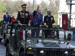 Andrés Manuel López Obrador, Presidente de México, durante la Marcha de la Lealtad a su paso en Eje Central. SUN/C. Mejía
