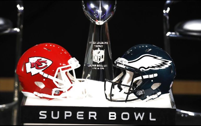 Para los fans, el acto final de la NFL es mucho más que un partido. EFE