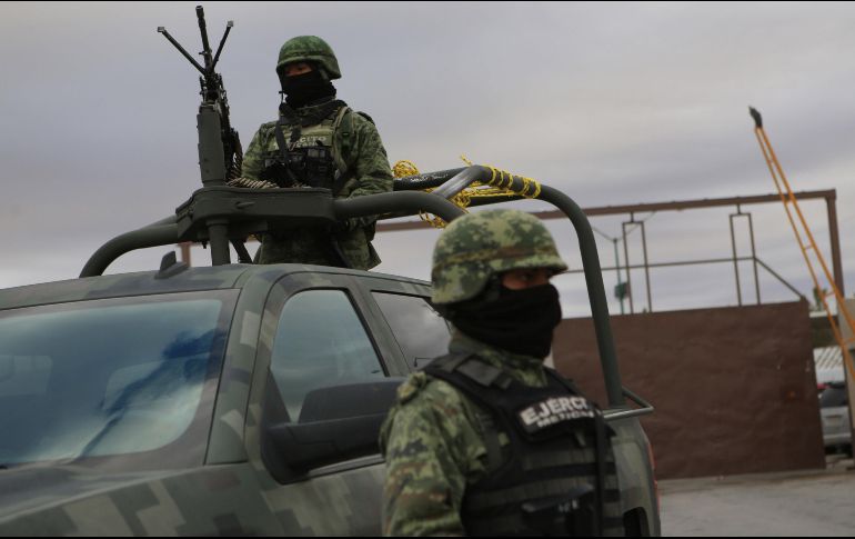 Durante la diligencia, el personal naval encontró 35 rifles AK-47 y más de mil 500 cartuchos calibre 50, así como cargadores y otros cartuchos de distintos calibres. SUN/ARCHIVO