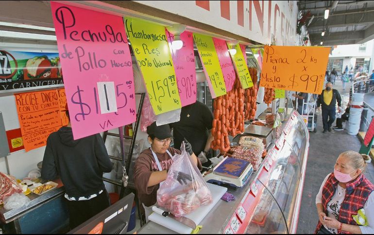 Familias deben administrar el gasto para ajustar la canasta básica. EL INFORMADOR/ A. Camacho