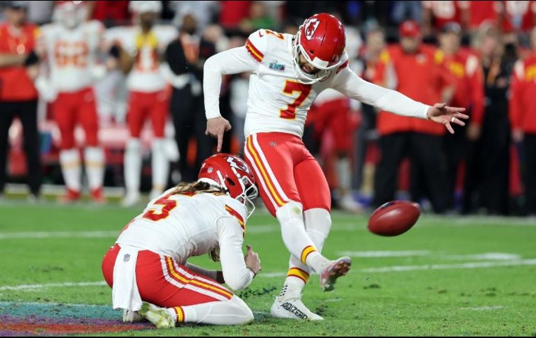 Los de Kansas City derrotaron por 38-35 a los Eagles de Filadelfia y para enmarcar un partidazo. AFP / G. Shamus