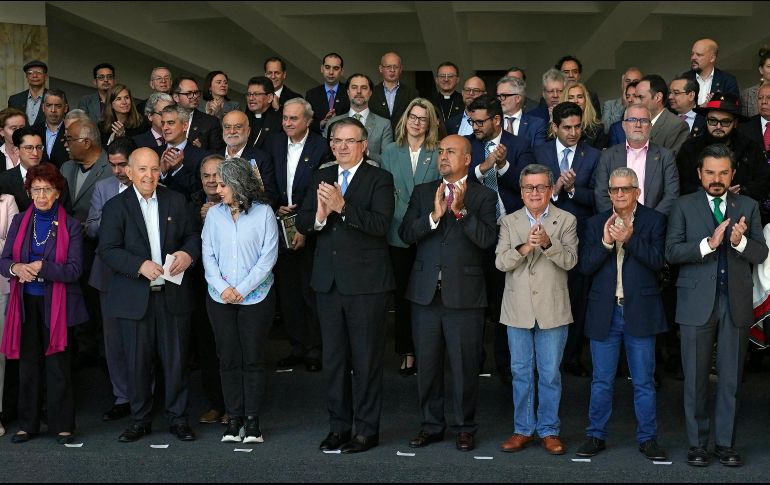 Colombia reconoció el compromiso del gobierno del Presidente López Obrador para apoyar en el proceso de paz. AP/M. Ugarte