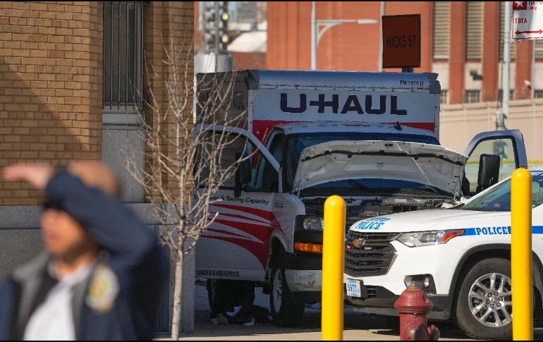 El chofer del camión fue detenido; al parecer padece una enfermedad mental. AP
