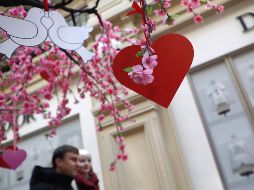 Existen muchos tipos de amor, y no todos son sanos. Amor dependiente, amor protector, amor idílico, amor adicto, amor fugaz… es importante saber detectarlos. EFE / M. Shipenkov