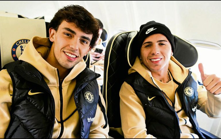 Joao Félix (izq.) y Enzo Fernández son dos de las contrataciones más importantes del Chelsea este invierno. ESPECIAL/Cjelsea FC