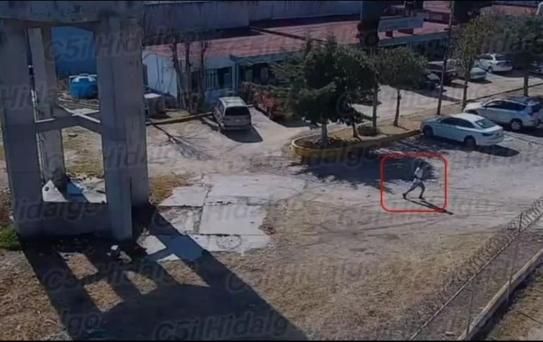 La ausencia del reo fue detectada luego de que se realizara el tercer pase de lista durante la tarde, momento en que los custodios se percataron que el sujeto no respondió por lo que de inmediato se inició su búsqueda. ESPECIAL