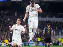 Karim Benzema anotó doblete y llegó a 228 goles con el Real Madrid. AP/Manu Fernandez