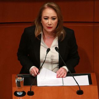 Jueza da suspensión a ministra Esquivel por caso de tesis