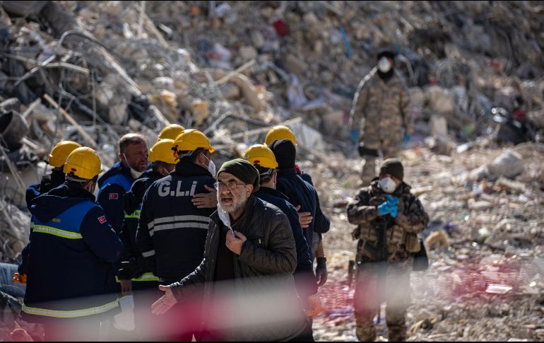 Los dos sismos han provocado al menos 38 mil muertos en Turquía, según la última actualización de Ankara. EFE/M. Divisek