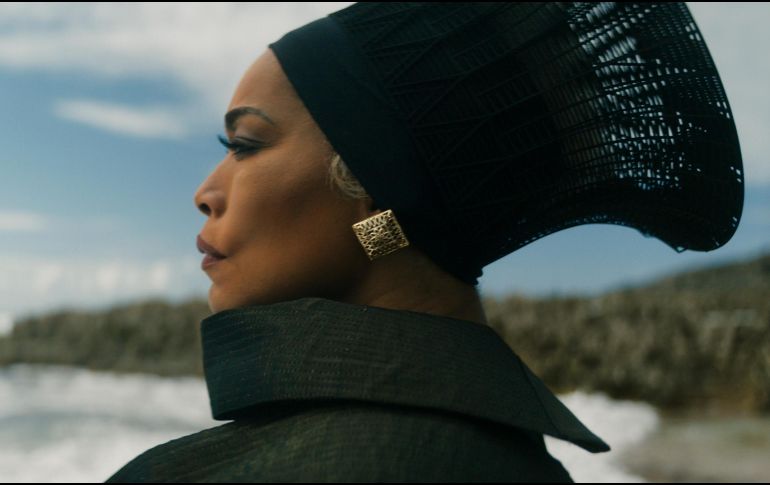 Angela Bassett está nominada a mejor actriz de reparto por su trabajo en 