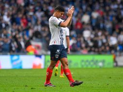 Cerca del final del partido, Víctor Guzmán disputó el balón con Édgar Méndez, de Necaxa, por lo que se le rompió la camiseta, la cual tuvo que cambiar. IMAGO7