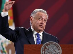 López Obrador volvió a criticar que la empresa española Iberdrola se haya llevado a trabajar a Felipe Calderón. EFE/S. Gutiérrez