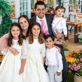 Juliana y Dominica, Comunión de cuento de hadas