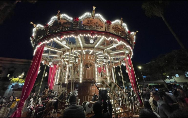 El Carrusel tapatío está ubicado en el Jardín Reforma en el Centro de Guadalajara. ESPECIAL