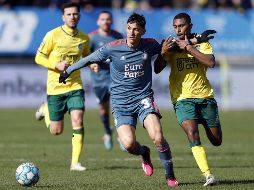 La anotación que logró Giménez es la sexta en su cuenta personal en el futbol holandés. EFE/M. Van Hoorn