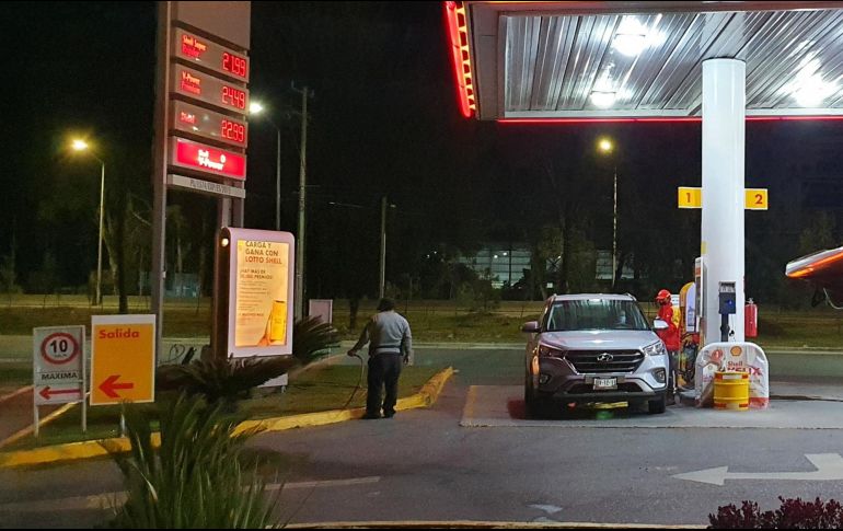 Conoce los precios de la gasolina en las distintas gasolineras. EL INFORMADOR/ ARCHIVO