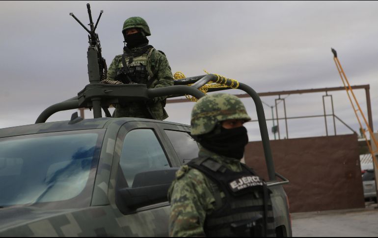 Los militares retuvieron el vehículo de las víctimas, lo que desató que los vecinos y familiares discutieran con los soldados, según se aprecia en varios videos. SUN/ARCHIVO