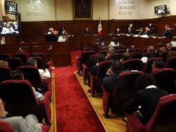 También de su sueldo, los y las ministras de la Suprema Corte tienen derecho a un aguinaldo y prima vacacional de 445 mil 309 pesos y un pago por riesgo de 416 mil 754 pesos anuales. SUN / ARCHIVO