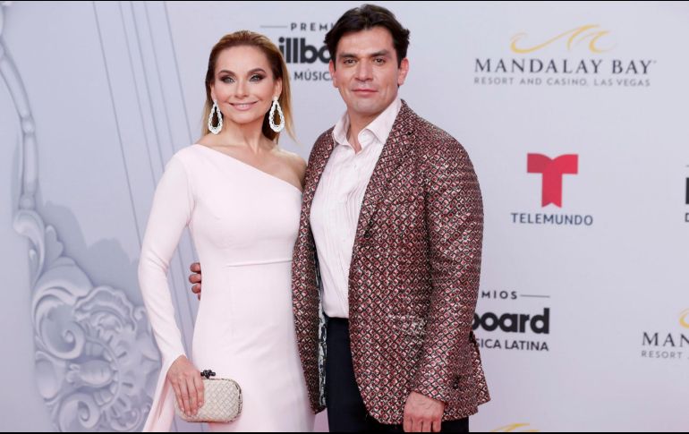 Jorge Salinas y Elizabeth Álvarez. AP/ ARCHIVO