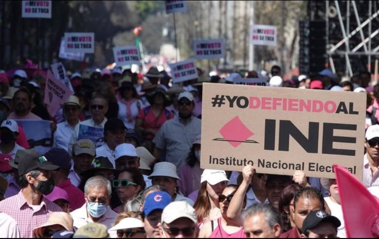 El domingo miles se manifestaron en contra de la reforma electoral. AFP