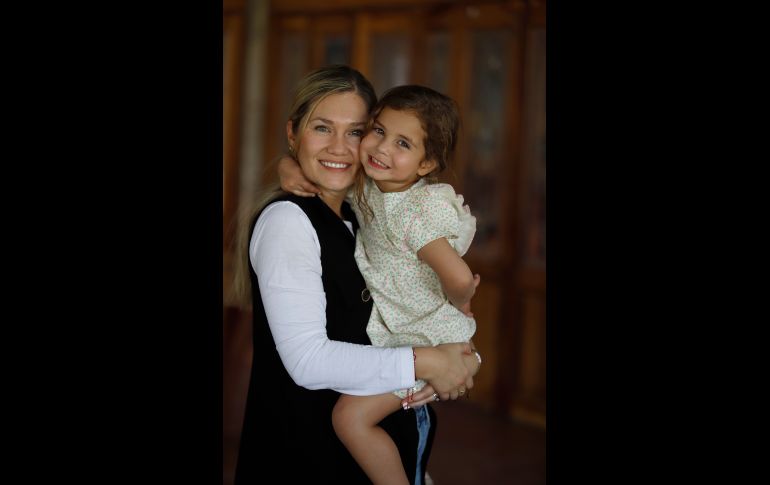 Liz Álvarez y Regina Estefan. GENTE BIEN JALISCO/Claudio Jimeno